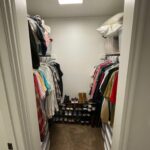 19. Walk-in Closet